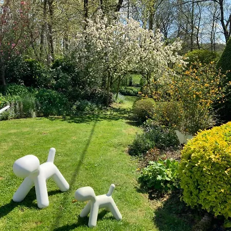 Le Moulin De La Castellerie Bed and Breakfast 3*