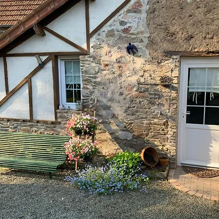 Bed and Breakfast Le Moulin De La Castellerie 3*