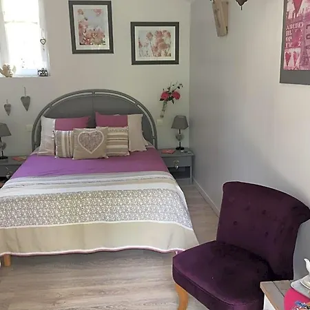Bed & Breakfast Le Moulin De La Castellerie 3*