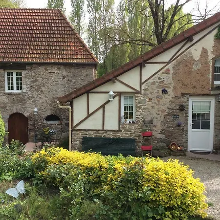 Le Moulin De La Castellerie Couette-café Moon-sur-Elle