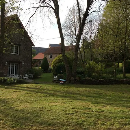 Bed and Breakfast Le Moulin De La Castellerie 3*