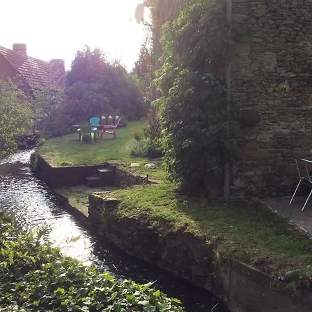 Bed and Breakfast Le Moulin De La Castellerie Moon-sur-Elle
