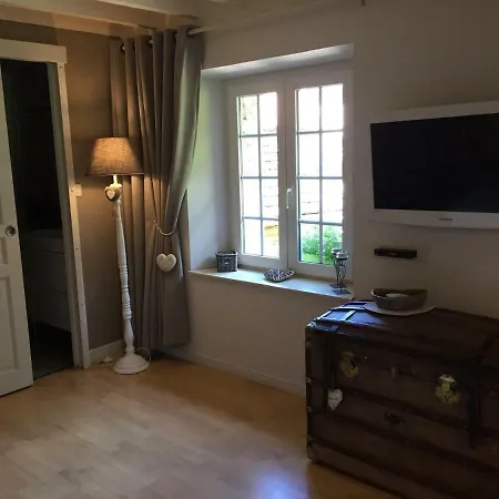 Le Moulin De La Castellerie Bed and Breakfast 3*