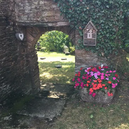 Le Moulin De La Castellerie Couette-café *