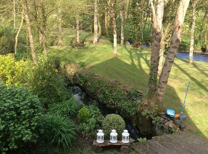 Bed & Breakfast Le Moulin De La Castellerie 3*