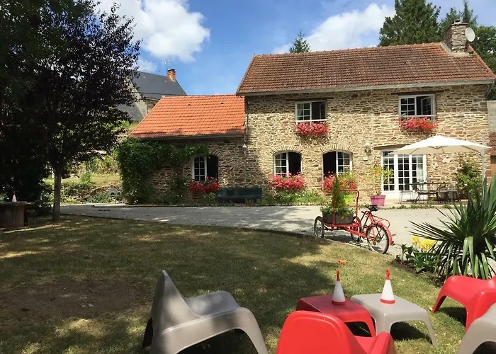 Le Moulin De La Castellerie Bed & Breakfast 3*