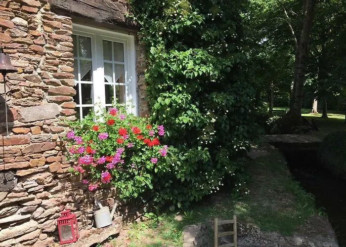 Le Moulin De La Castellerie Bed & Breakfast 3*